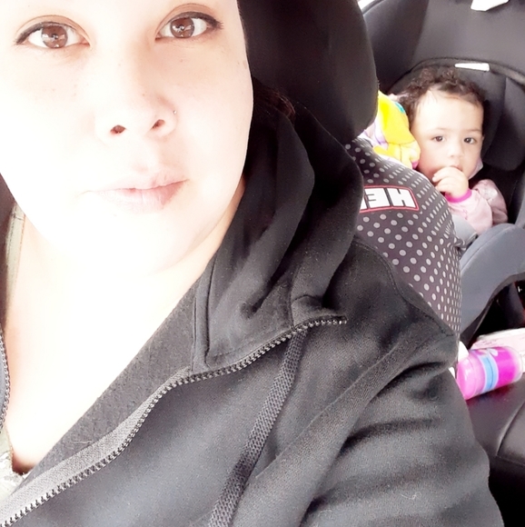 Meet your Posher, Deanna - Picture 1 of 1